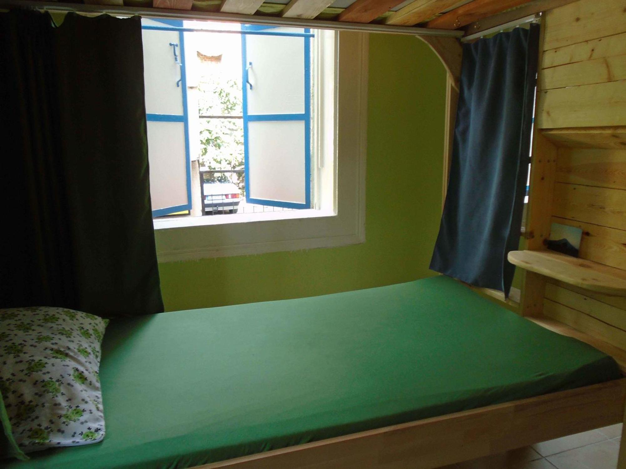 Lotus Garden Hostel Izmir Zimmer foto