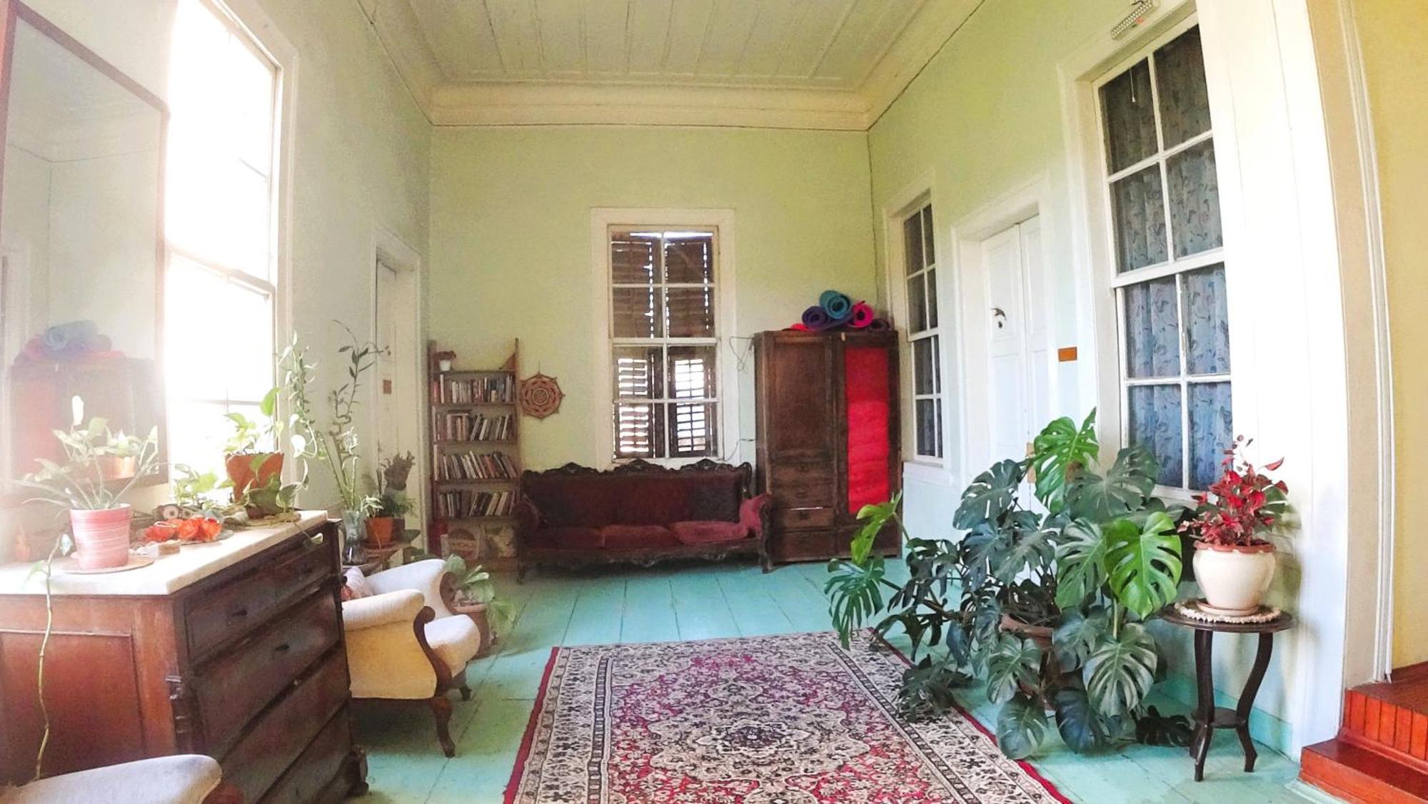 Lotus Garden Hostel Izmir Exterior foto