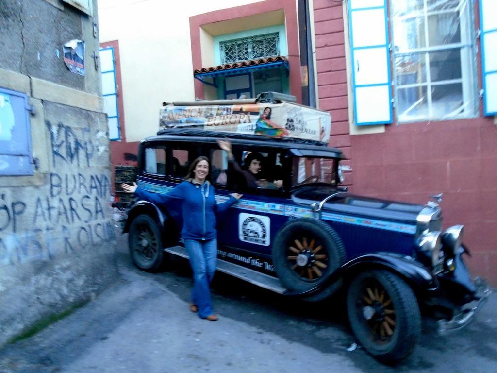 Lotus Garden Hostel Izmir Exterior foto